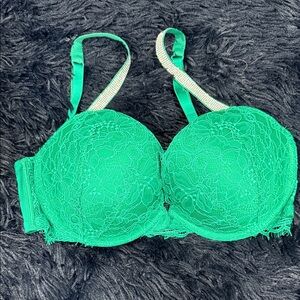 Victoria's Secret Vibrant Green Lace Bra
